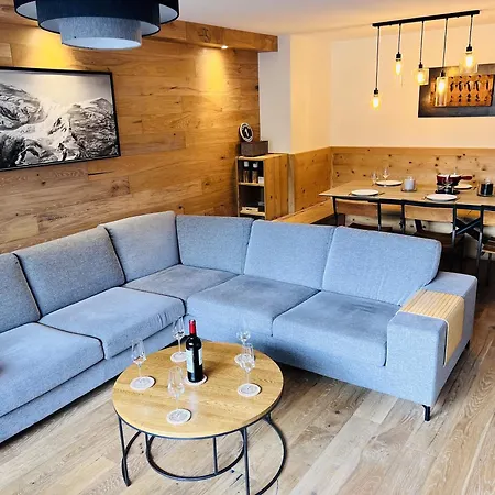 Ski-in Out With Mountain Viewand Parking * Courchevel